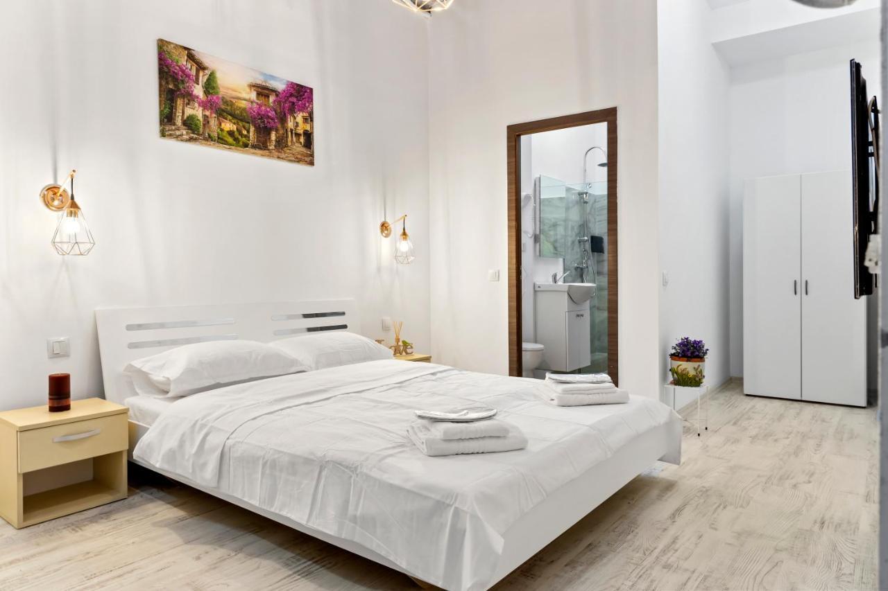 Selari Chambre Bukarest Exteriör bild
