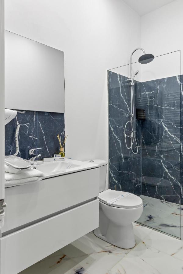 Selari Chambre Bukarest Exteriör bild