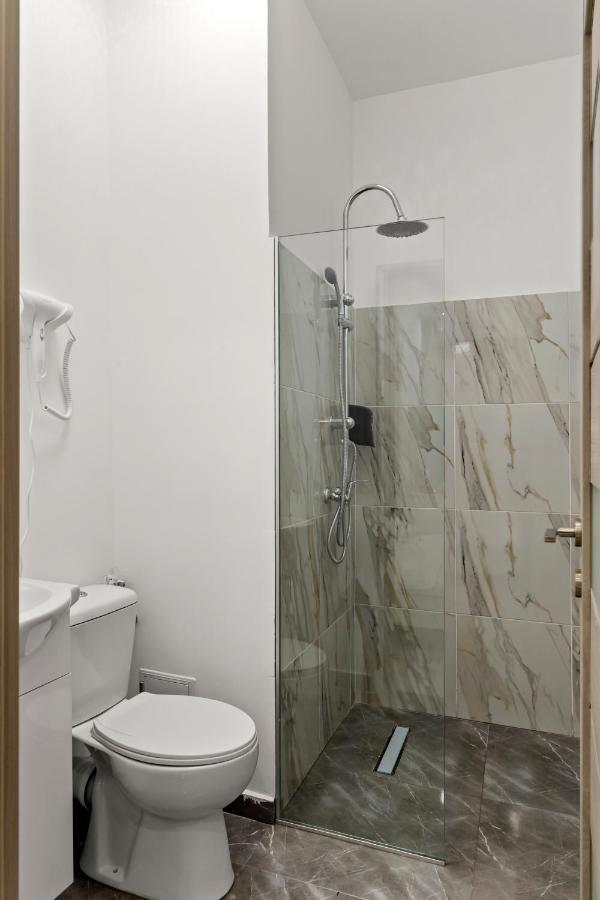 Selari Chambre Bukarest Exteriör bild